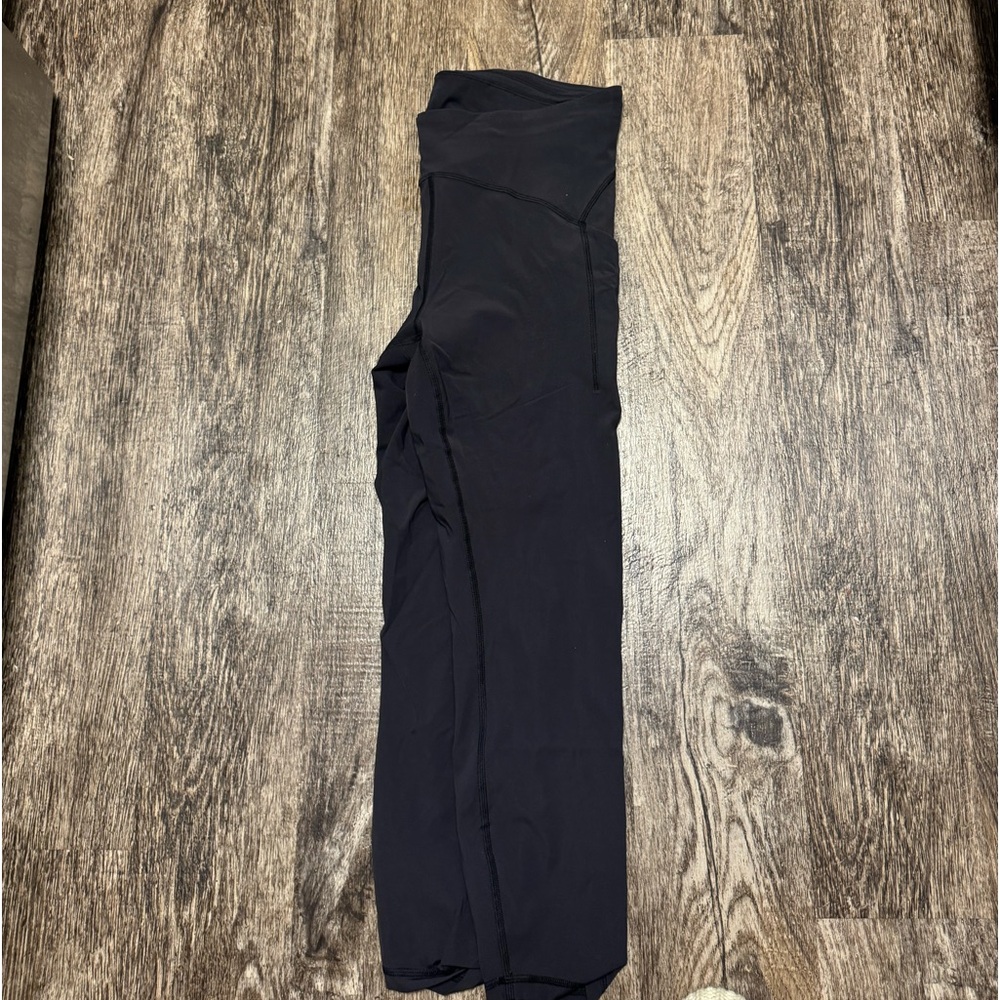 • lululemon leggings